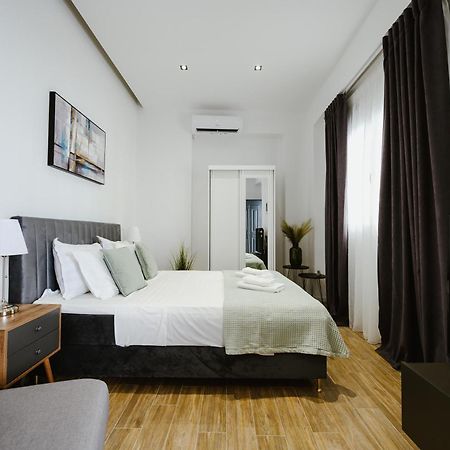 M & N Guesthouse Волос Екстер'єр фото