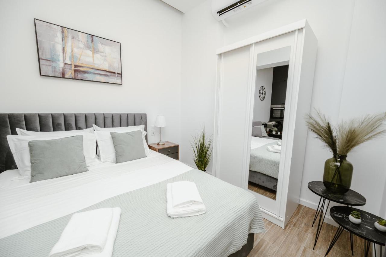 M & N Guesthouse Волос Екстер'єр фото